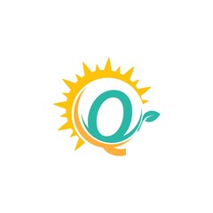 Letter Q icon logo with leaf combined with sunshine design