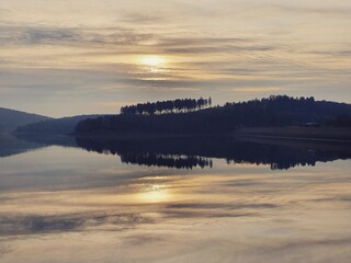 Fototapeta premium sunrise over the lake