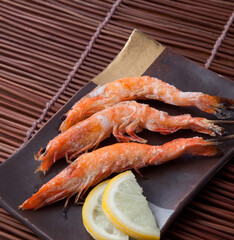 ソフトシェルシュリンプ　　　海老　塩焼き