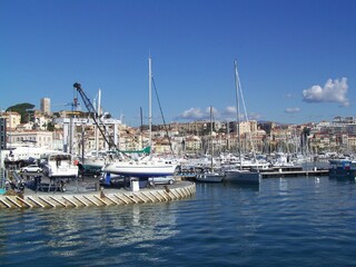 Fototapeta na wymiar Boote im Hafen von Cannes, Frankreich boats in the harbour of Cannes, France