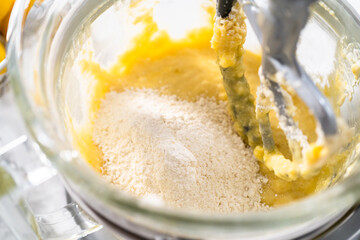 Lemon pound cake