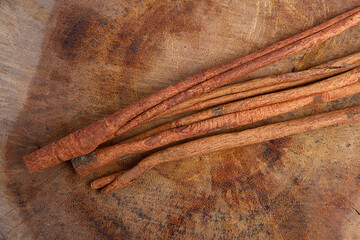 Cinnamon sticks