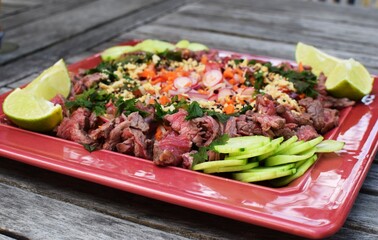 Salade de boeuf thaie