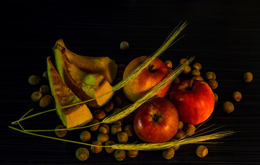still life with apples