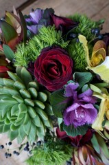 Spring flowers.A bouquet of yellow daffodils premium

