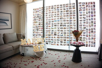 Wedding proposal done in a hotel room