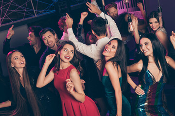 Photo portrait of happy people celebrating new year dancing © deagreez