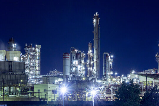 工場夜景 Images Browse 4 013 Stock Photos Vectors And Video Adobe Stock