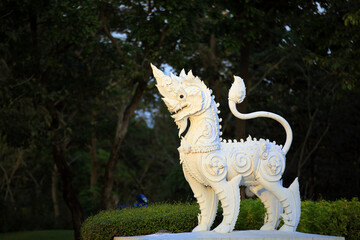 statue of a Thai leo in the park