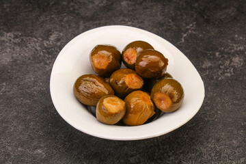 Marinated feijoa in the bowl