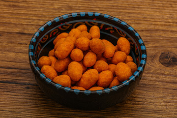 Spicy peanut heap in the bowl