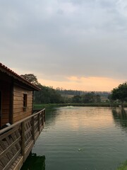Obraz premium sunset on the lake