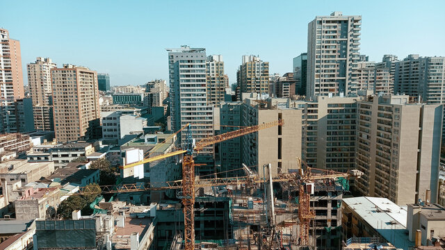 Ciudad en perspectiva. Santiago de Chile en pandemia por el coronavirus.