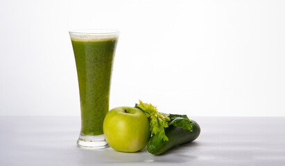 green apple smoothie