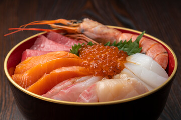 海鮮丼