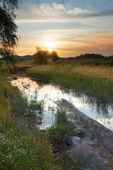 Obraz premium sunrise over the pond