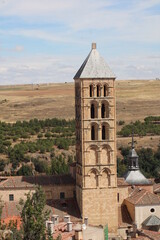 Fototapeta na wymiar Torre del Campanario de la Catedral de Segovia, España