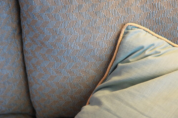 ソファーとクッション