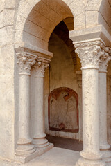 Naklejka premium Bas-relief of eagle on the wall