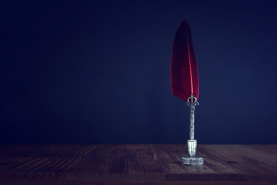 Antique Red Pen and Inkwell Stock Photo - Image of empty, isolated: 11294888