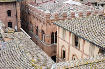 Fototapeta na wymiar Siena Architecture