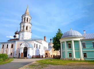 Fototapeta na wymiar Torzhok, Tver region, Russia-June 25, 2020. Vvedenskaya Church in the Borisoglebsky monastery, built in 1620.