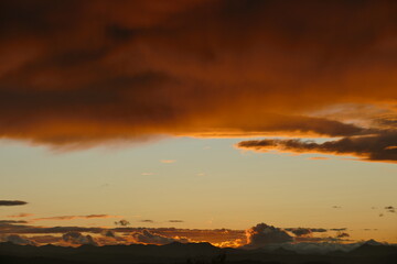 Tramonto con nuvoloni