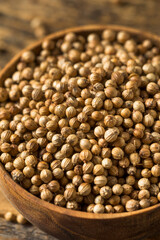 Raw Organic Coriander Seeds