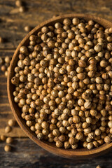 Raw Organic Coriander Seeds