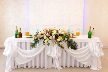 festive table decoration