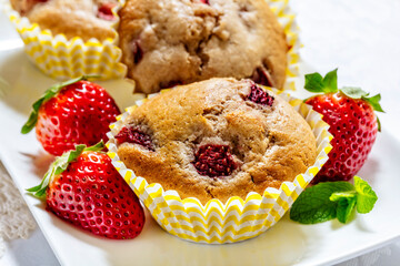 Fresh Strawberry Muffins