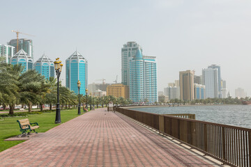 Obraz na płótnie Canvas アラブ首長国連邦　UAE　シャールジャの街並み