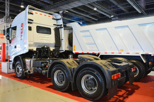 Iveco Genlvon c100 430 tractor truck at Philauto show in Pasay, Philippines