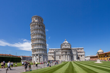 イタリア、ピサの斜塔