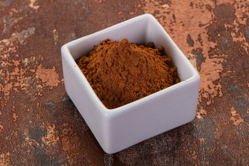 Cocoa powder in the bowl