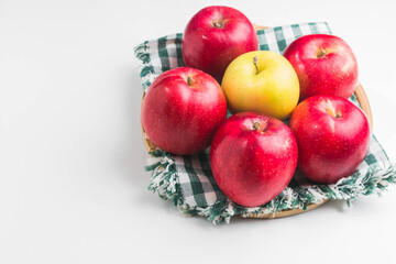 彩香リンゴとトキりんご