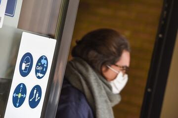  universite masque covid19 coronavirus enseignement jeunes ados pandemie virus epidemie university...