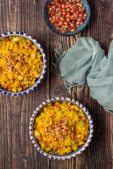 Vegan cous cous with pears and peanuts