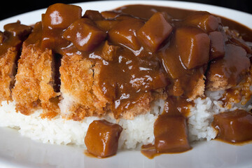 大盛りカツカレー