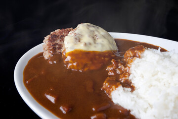 大盛りハンバーグカレー