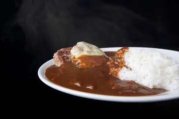 大盛りハンバーグカレー