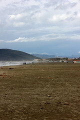 Corona empty spiaggia in Marina di Carrara, Tuscany, Italy