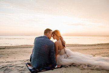 Fototapeta premium couple on the beach