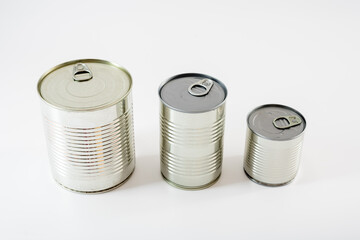 New, unlabeled aluminum cans will keep food for years.