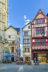 Fototapeta premium Street in Rouen, France
