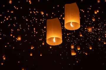 Tourist floating sky lanterns in Loy Krathong festival , Chiang Mai ,Thailand. © toa555
