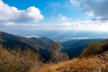 Monte Bolettone, Lombardia (Albavilla, Como)