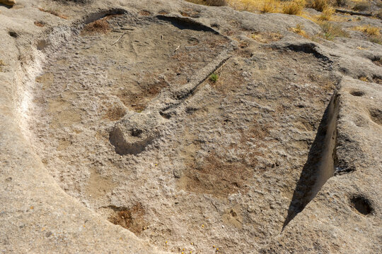 restos arqueol&oacute;gicos de la necr&oacute;polis de las Aguilillas	
