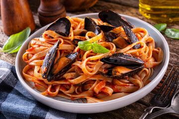Mussels Marinara © fudio