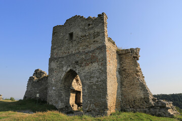 Fototapeta na wymiar ruine of old fortress